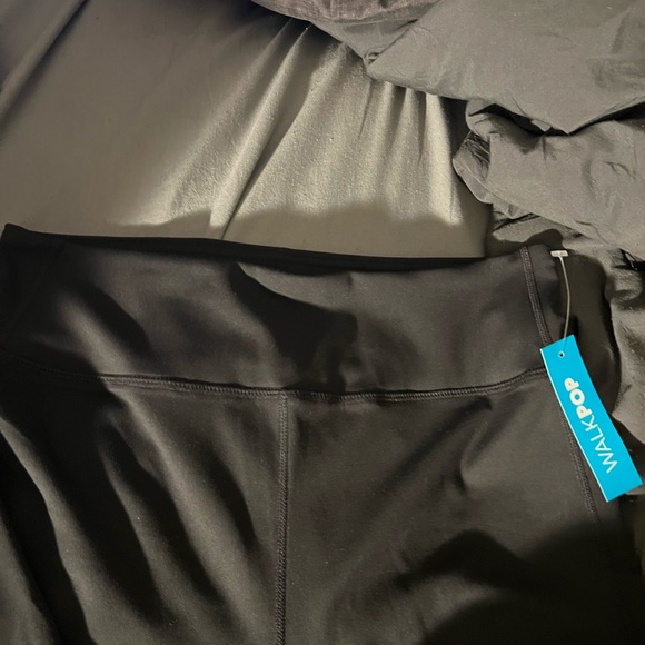 Walk pop by adore me NWT leggings - Picture 4 of 5